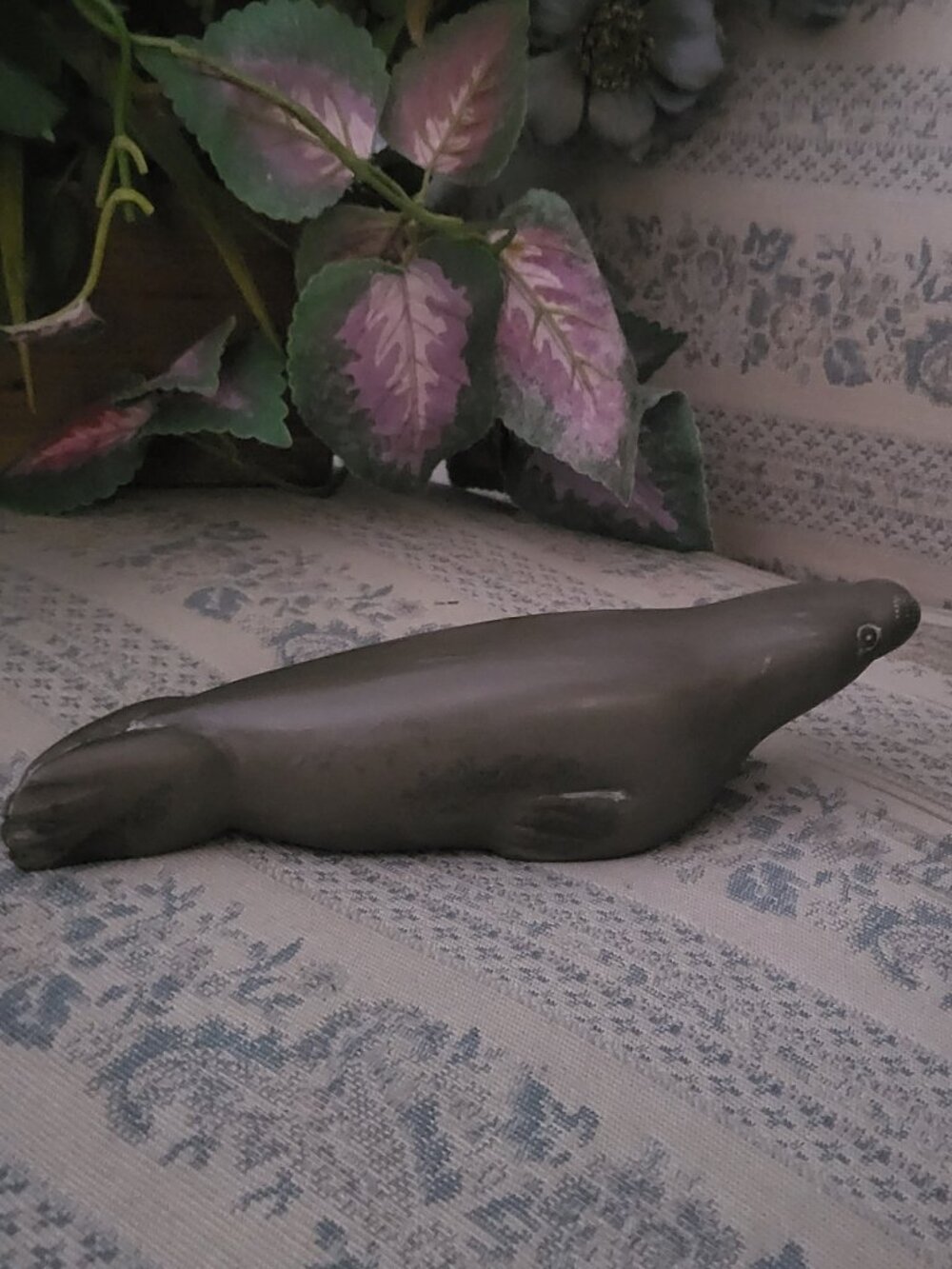Vintage Inuit Art Carved Soapstone Seal Figurine Sculpture 8.5"